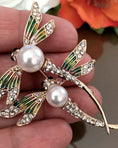 Load image into Gallery viewer, Divine Dragonfly Broche

